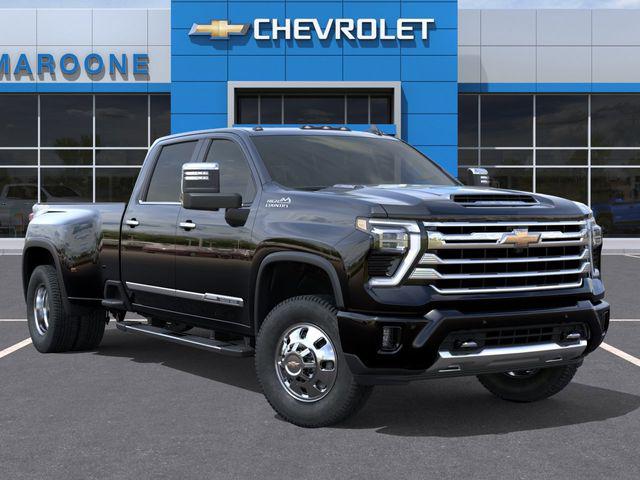 2026 Chevrolet Silverado 3500HD Crew Cab, Long Bed, High Country Dual Rear Wheel, RWD