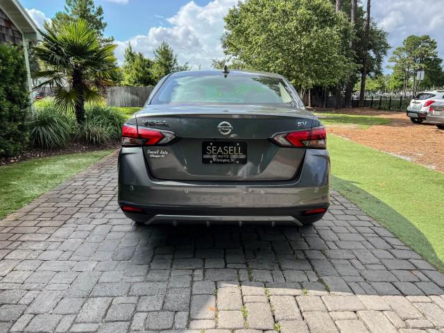 2021 Nissan Versa SV Xtronic CVT