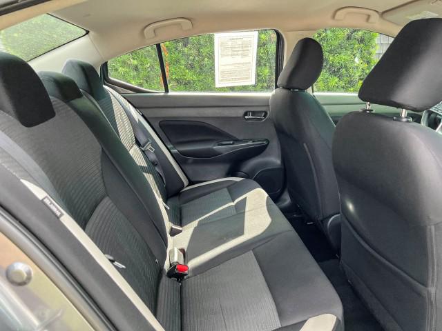 2021 Nissan Versa SV Xtronic CVT