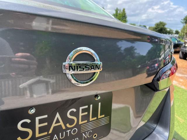 2021 Nissan Versa SV Xtronic CVT