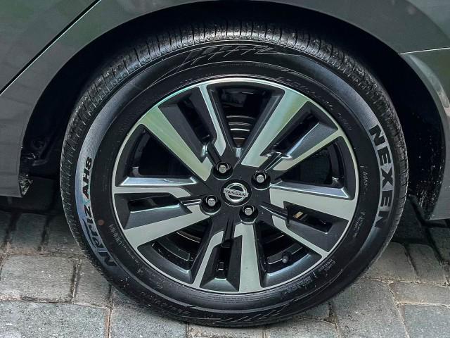 2021 Nissan Versa SV Xtronic CVT