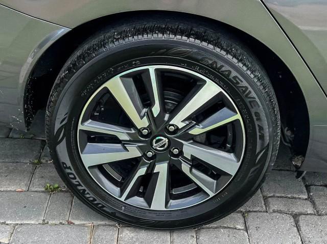 2021 Nissan Versa SV Xtronic CVT