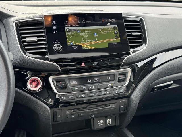 2022 Honda Pilot AWD Touring 7 Passenger 2022 Honda Pilot AWD Touring 7 Passenger
