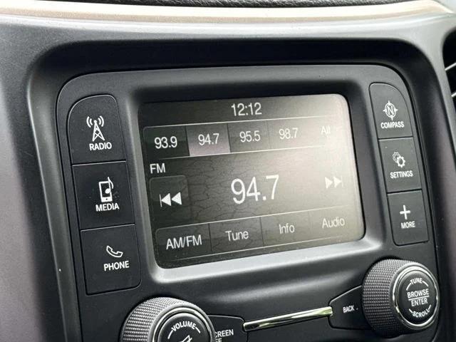 2015 Jeep Cherokee Sport 2015 Jeep Cherokee Sport
