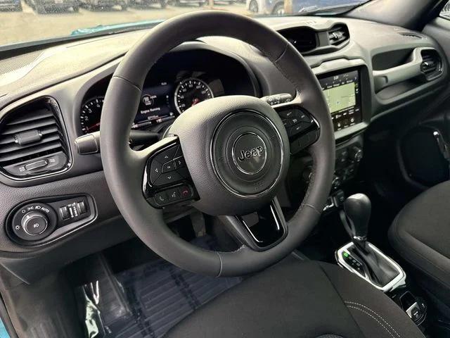 2022 Jeep Renegade Altitude 4x4