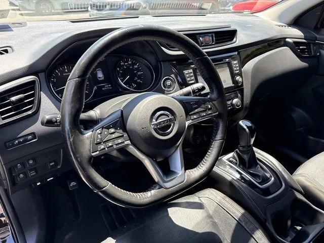 2017 Nissan Rogue Sport SL