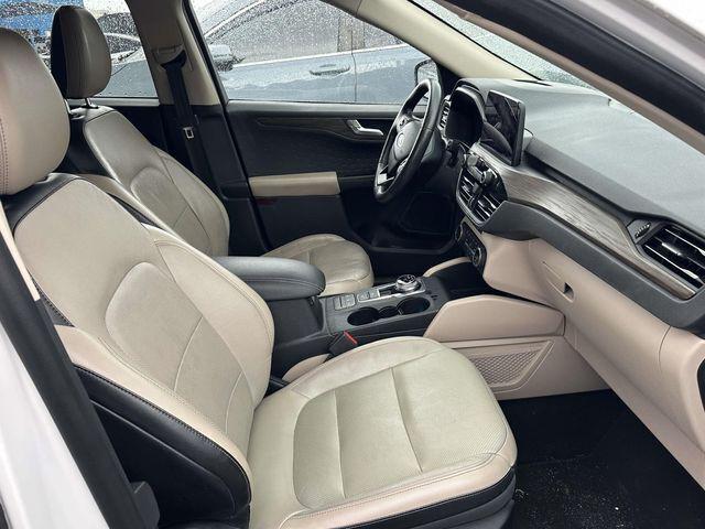 2020 Ford Escape Hybrid Titanium 2020 Ford Escape Hybrid Titanium