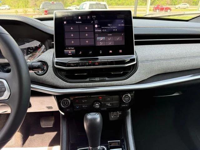 2024 Jeep Compass Latitude 4x4 2024 Jeep Compass Latitude 4x4