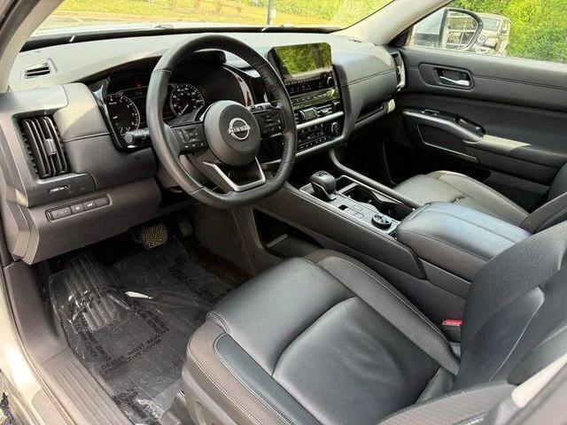 2025 Nissan Pathfinder SL 4WD 2025 Nissan Pathfinder SL 4WD