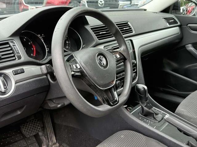 2016 Volkswagen Passat 1.8T S