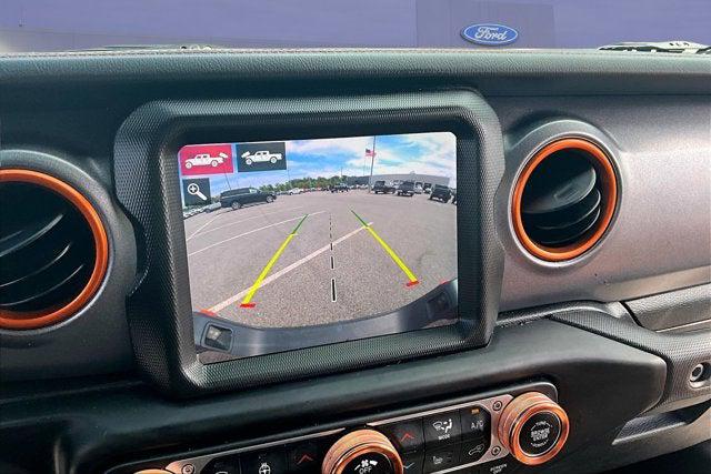 2022 Jeep Gladiator Sport