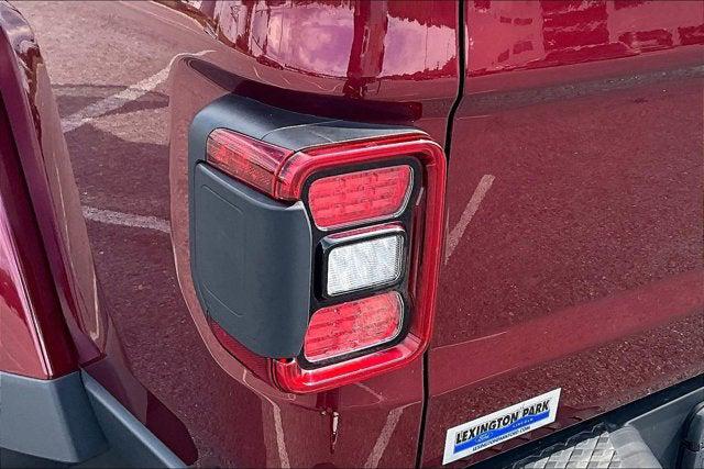 2022 Jeep Gladiator Sport