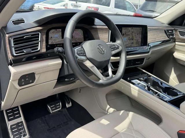 2026 Volkswagen Atlas 2.0T SEL Premium R-Line
