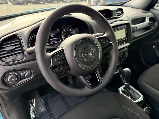 2022 Jeep Renegade Altitude 4x4