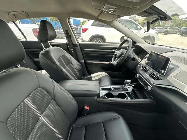 2023 Nissan Altima SR FWD