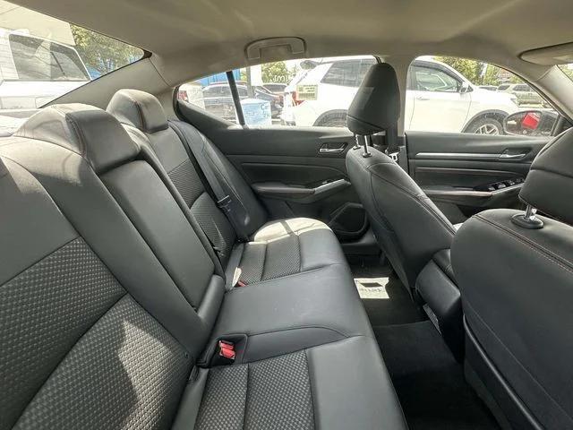 2023 Nissan Altima SR FWD