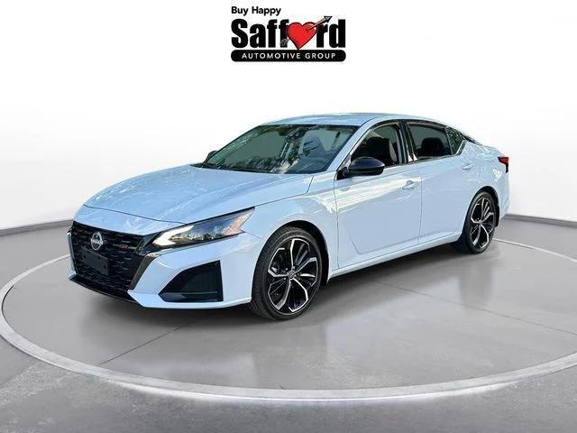 2023 Nissan Altima SR FWD 2023 Nissan Altima SR FWD