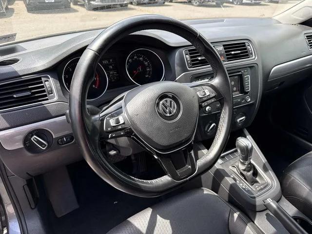 2015 Volkswagen Jetta 1.8T SE 2015 Volkswagen Jetta 1.8T SE