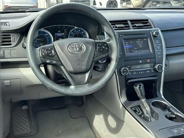 2017 Toyota Camry Hybrid LE
