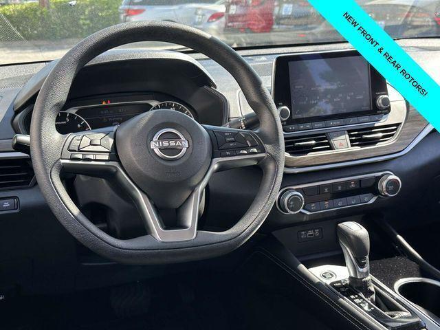 2023 Nissan Altima SV Intelligent AWD 2023 Nissan Altima SV Intelligent AWD