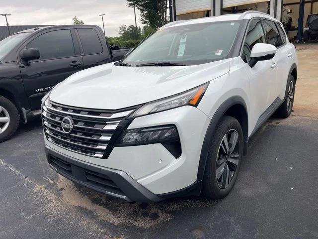 2024 Nissan Rogue SL FWD