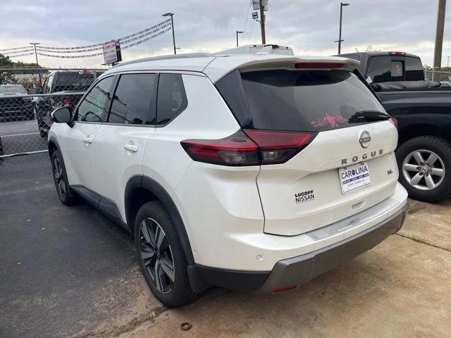 2024 Nissan Rogue SL FWD