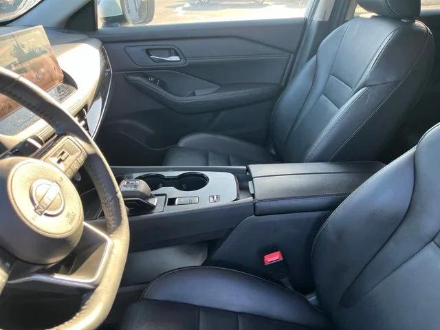 2024 Nissan Rogue SL FWD