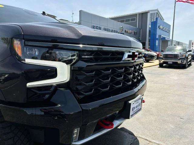 2022 Chevrolet Silverado 1500 4WD Crew Cab Short Bed ZR2