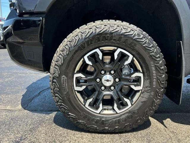2022 Chevrolet Silverado 1500 4WD Crew Cab Short Bed ZR2