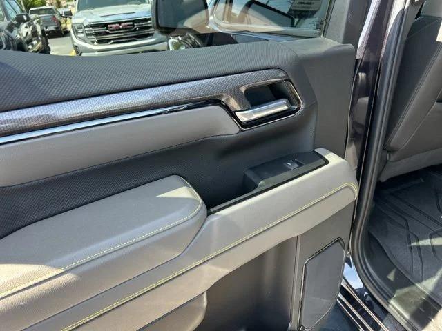 2022 Chevrolet Silverado 1500 4WD Crew Cab Short Bed ZR2