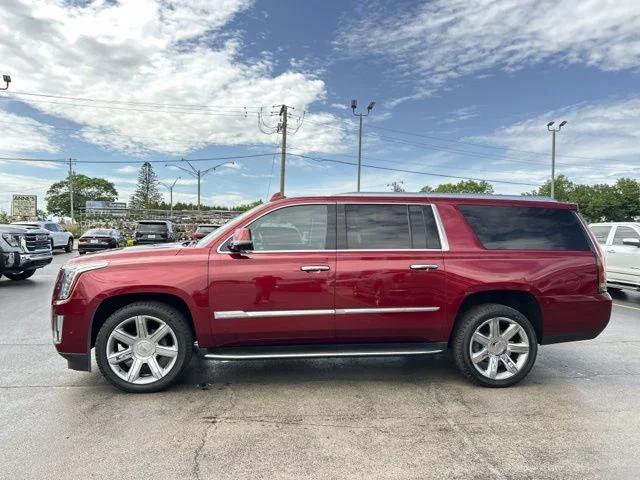2017 Cadillac Escalade ESV Luxury