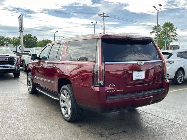 2017 Cadillac Escalade ESV Luxury