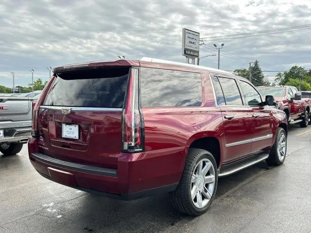 2017 Cadillac Escalade ESV Luxury