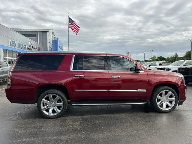 2017 Cadillac Escalade ESV Luxury