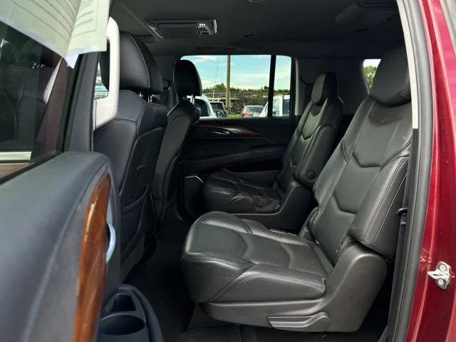 2017 Cadillac Escalade ESV Luxury
