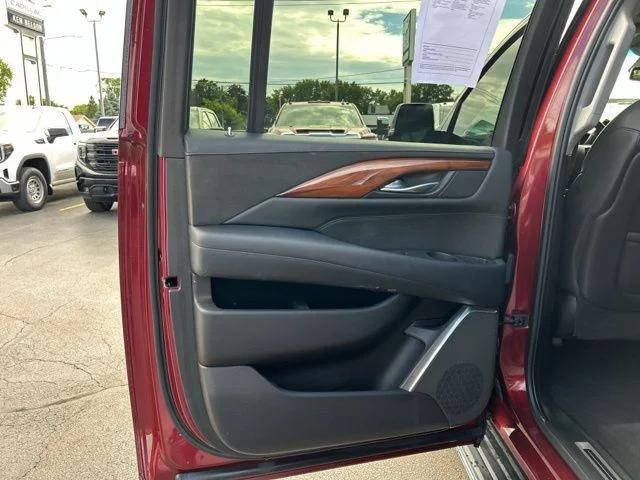 2017 Cadillac Escalade ESV Luxury