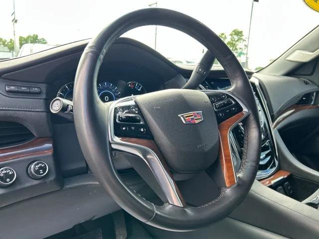 2017 Cadillac Escalade ESV Luxury