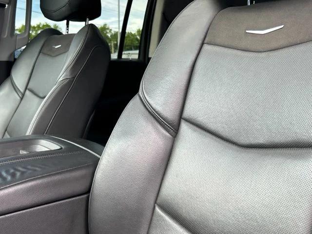 2017 Cadillac Escalade ESV Luxury