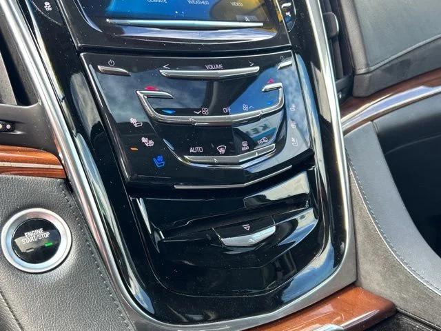 2017 Cadillac Escalade ESV Luxury