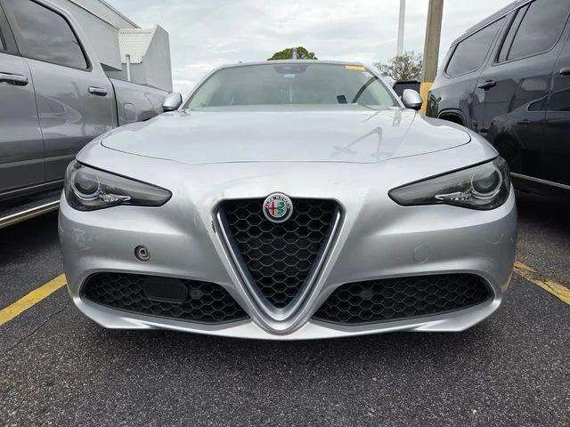 2017 Alfa Romeo Giulia Ti RWD