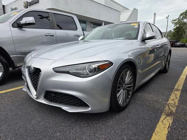 2017 Alfa Romeo Giulia Ti RWD