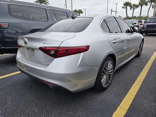 2017 Alfa Romeo Giulia Ti RWD