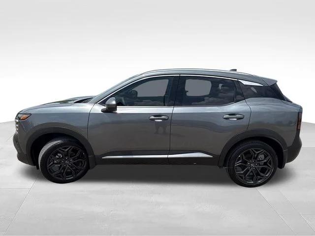 2025 Nissan Kicks SR FWD