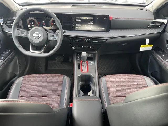 2025 Nissan Kicks SR FWD