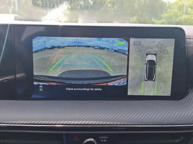 2025 Nissan Kicks SR FWD