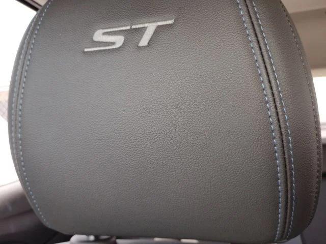 2025 Buick Encore GX Sport Touring FWD
