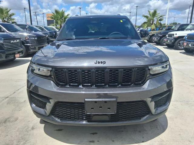 2025 Jeep Grand Cherokee Altitude X 4x2
