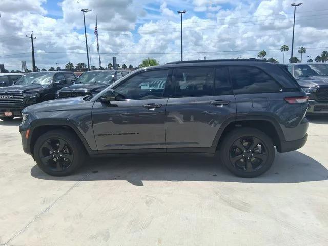 2025 Jeep Grand Cherokee Altitude X 4x2