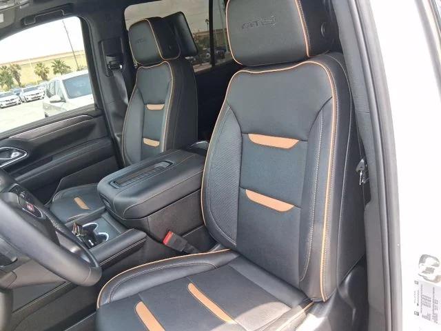 2023 GMC Yukon 4WD AT4