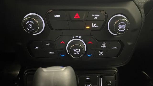 2022 Jeep Renegade Latitude 4x4